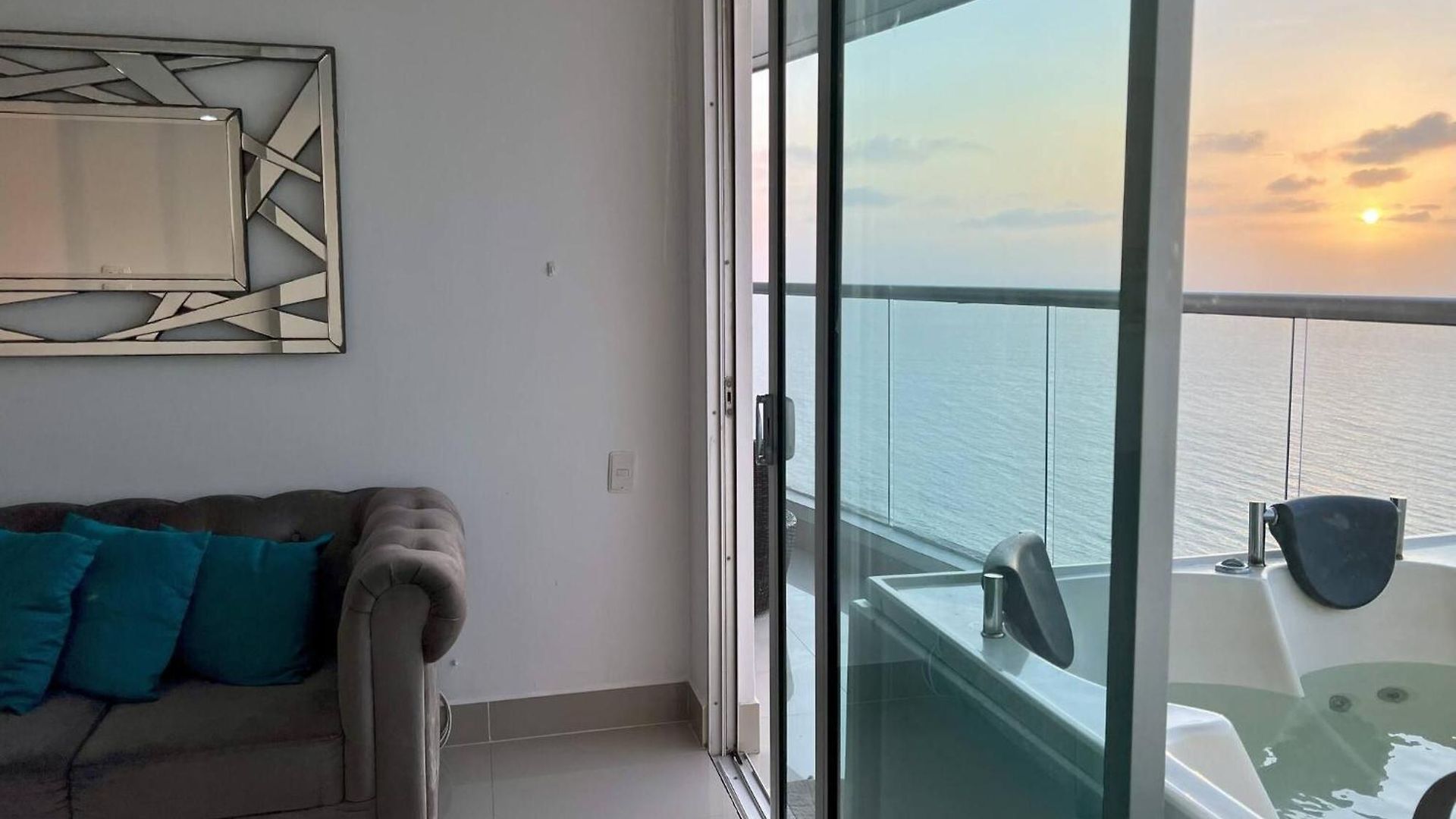 Apartamento 1 Bedroom Beachfront 40th Floor Cartagena
