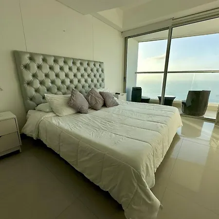 1 Bedroom Beachfront 40th Floor Cartagena