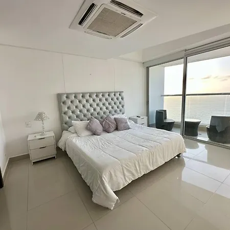1 Bedroom Beachfront 40th Floor Apartamento